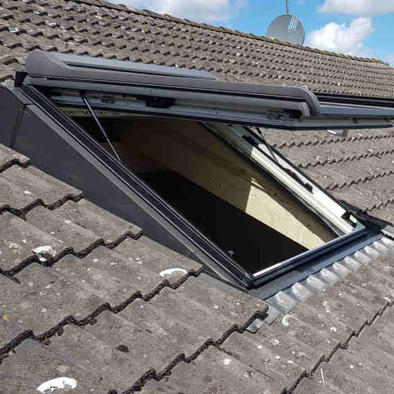 Rotodachflächenfenster